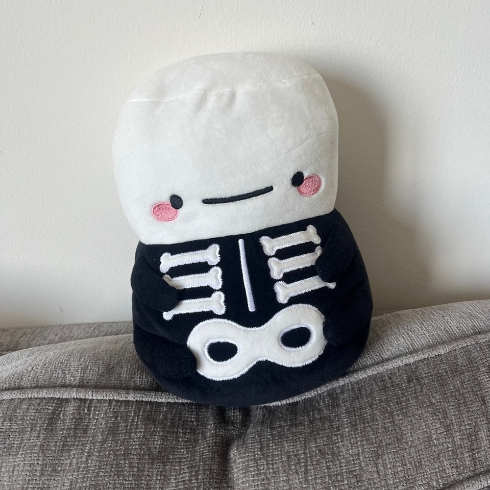 Mimicoco Ello Skeleton Weighted Snug Bug 9” Plush